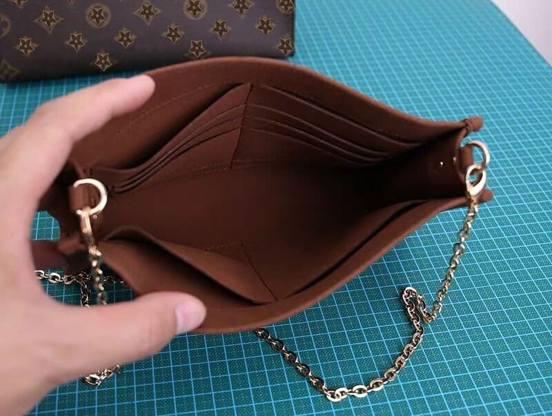  Vercord Felt Purse Insert Organizer LV 26 19 Toiletry Pouch  Insert with D Ring Attach Chain Strap : Clothing, Shoes & Jewelry