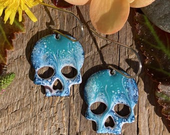 Blue ocean skull earrings / enamel skulls / spooky season / Halloween - Alaska art studio