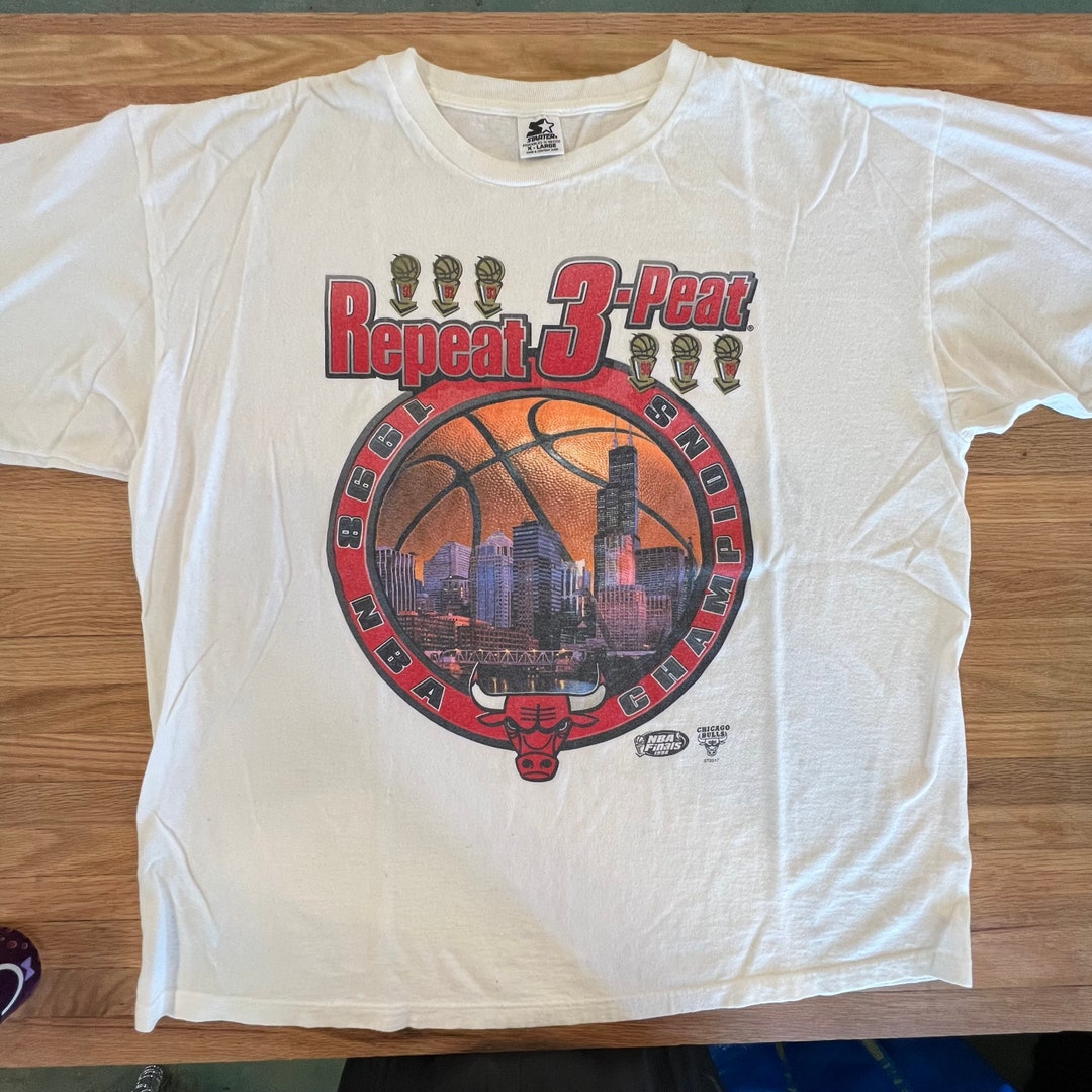 VINTAGE NEW Starter Chicago Bulls 1998 NBA Champions Youth