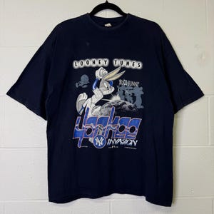 T-shirt Rare New York Yankees X Looney Tunes 1994 - Taille XL - Gris - Occasion Très Bon état