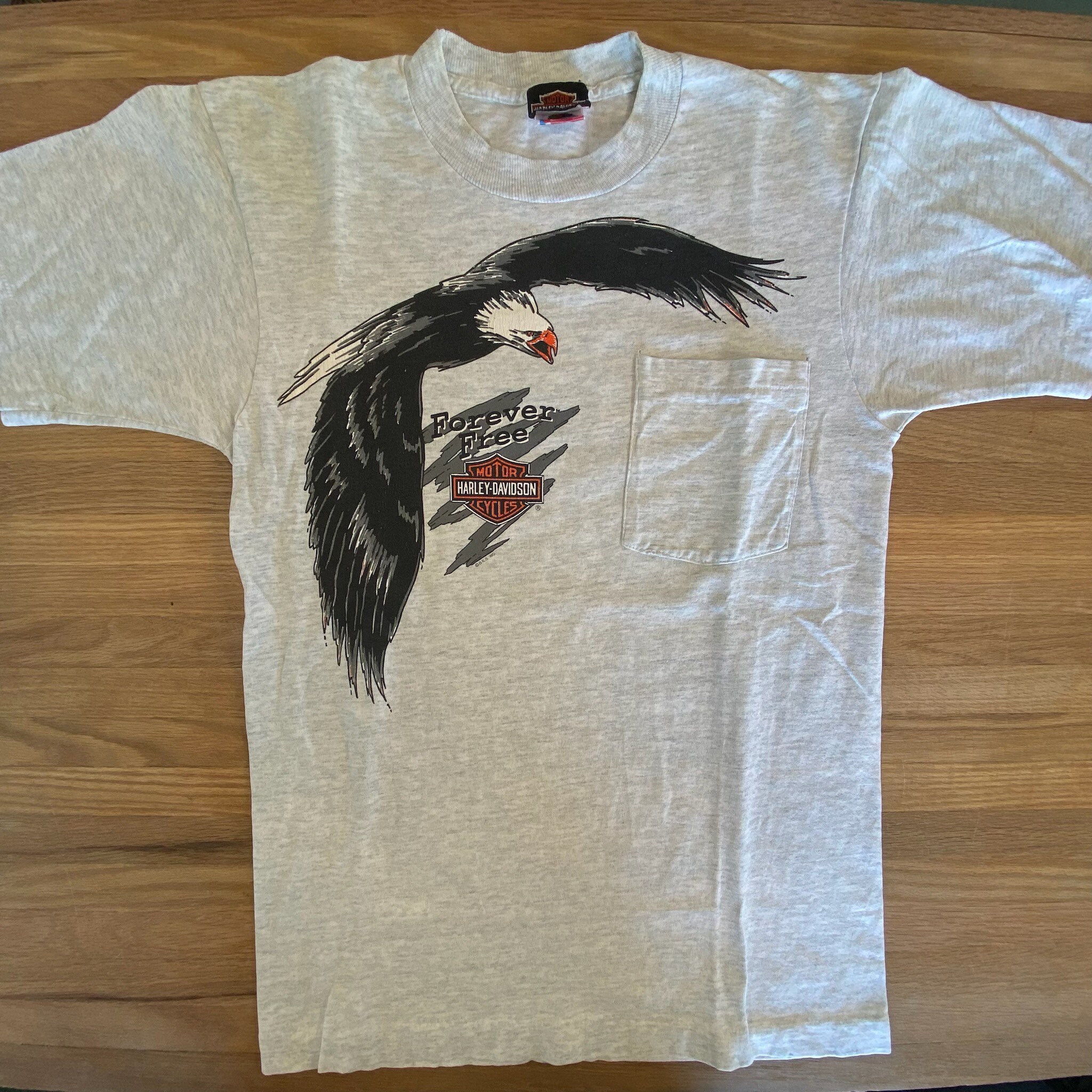 90s Harley-Davidson イーグルTシャツ Men's Short Sleeve Vintage Eagle Tee | Harley-Davidson USA