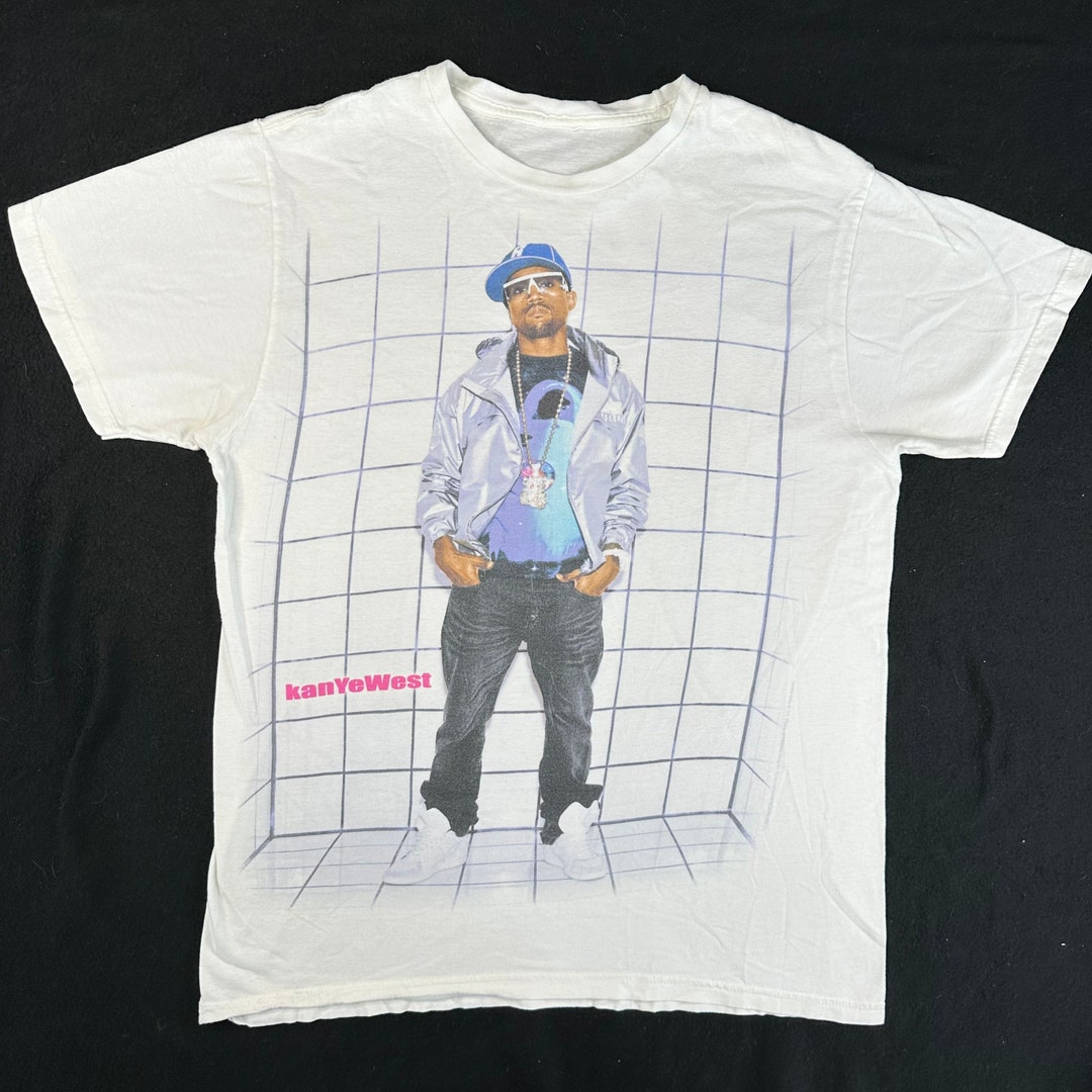 kanye west ３枚 KANYE WEST Ye 808's Style Premium Broken Heart Shirt – BGF