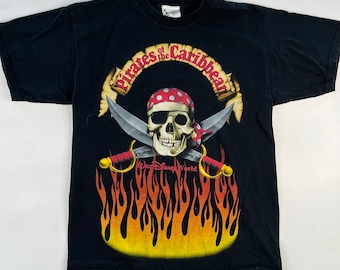 2003 Pirates of the Caribbean T-shirt size Large