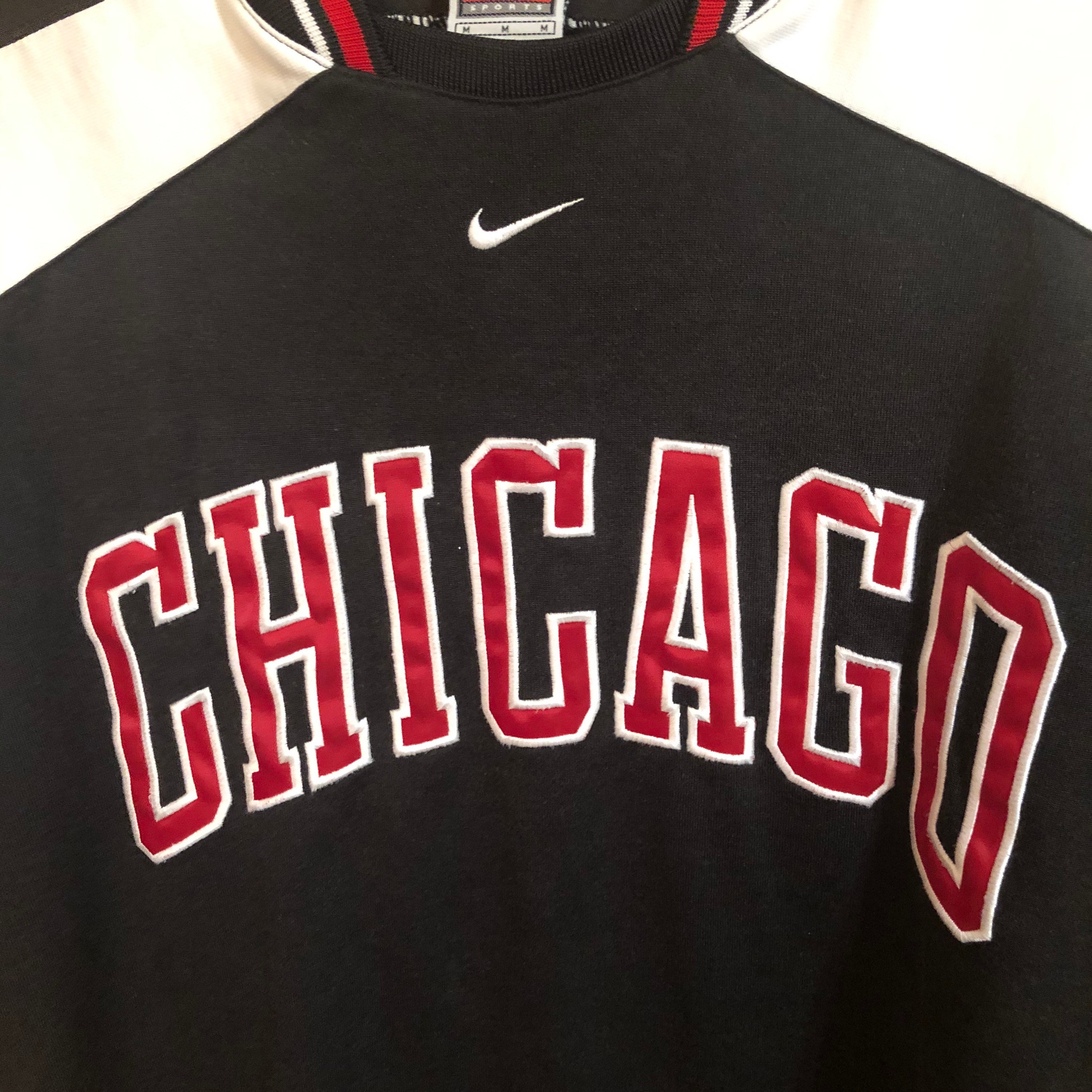 chicago bulls warm up shirt