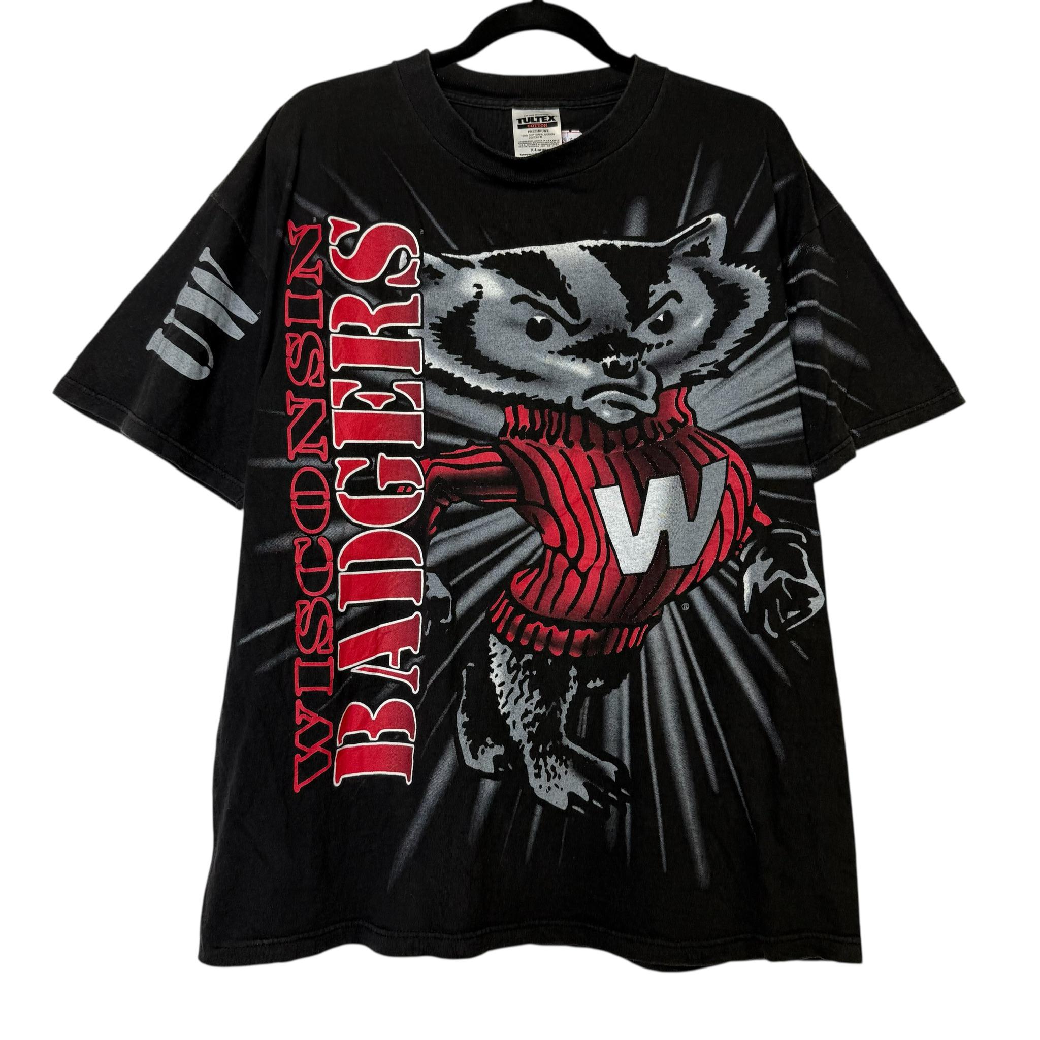 Bucky badger t shirt - Etsy 日本