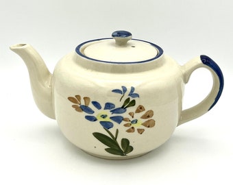 Handgefertigte Teekanne mit floralem Dekor - Vintage