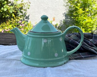 "Violet" teapot with cottage garden flair