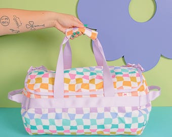 Carnival Check Traveler