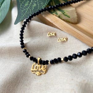 Conjunto de colar e brincos com pingente de carta de amor – Contas de cristal preto – Joia de aço inoxidável feita à mão – Presente romântico – NJ016