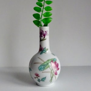 China porcelain vase Jingdezhen image 1
