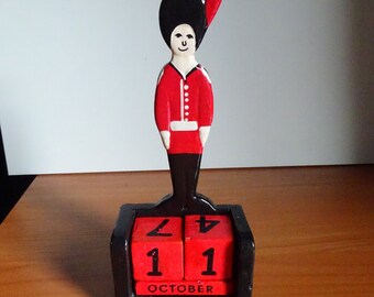 English Big Ben perpetual calendar hand made London soldier guard figurine  Papier-mâché 1970