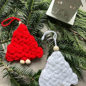 Crochet Christmas Tree Ornaments: DIY Video Guide (PDF Pattern + Video)