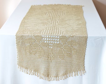 Gold crochet table runner 170x60 cm