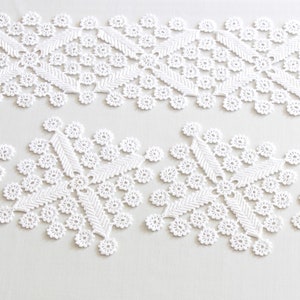 White crochet set table runner and four doilies image 1