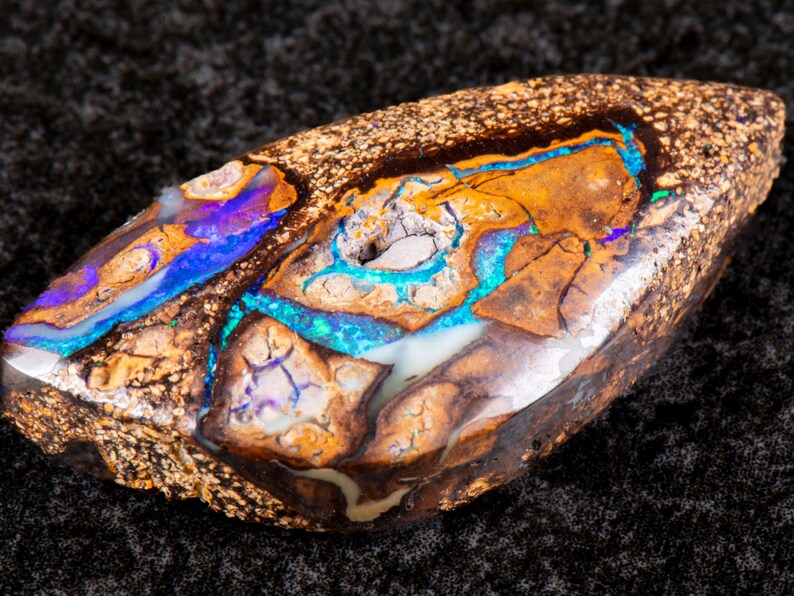Opale Boulder 28 mm x 14 mm. 18,50cts image 5