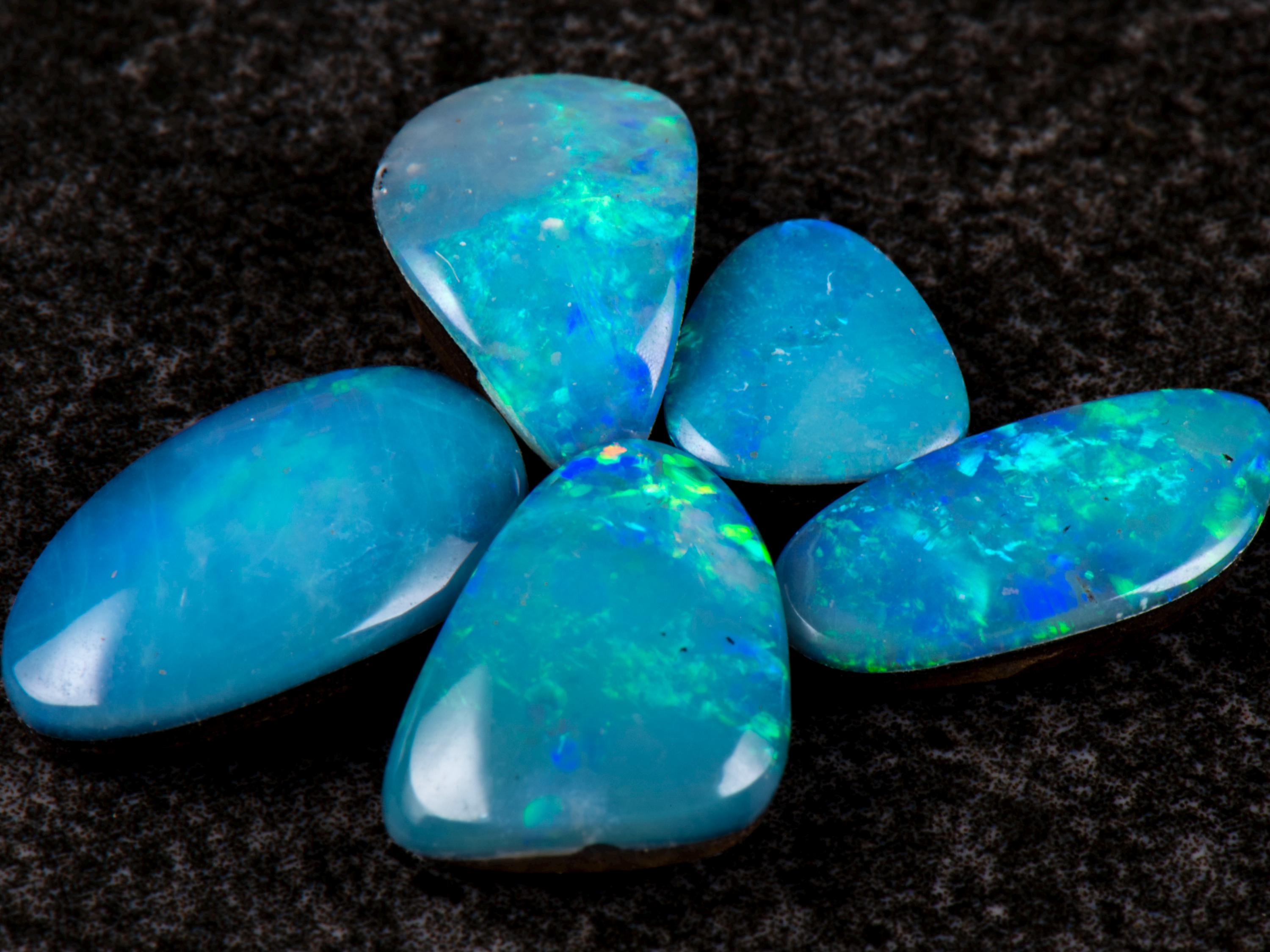 ブラックオパール(DUBLET)2p 4.85cts オーストラリア産オパール