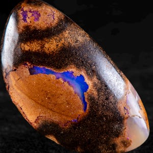 Australian Boulder Opal Pendant: 925 Silver, Natural Gemstone (31mm x 17mm, 29.00cts.)