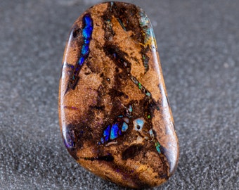 Boulder Opal 36mm x 21mm. 55.20cts