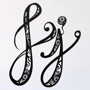Archivo de corte svg de mandala J, archivo de corte de letras del alfabeto, svg glowforge, plantilla de vinilo, archivo de corte láser, svg recortable, clipart png