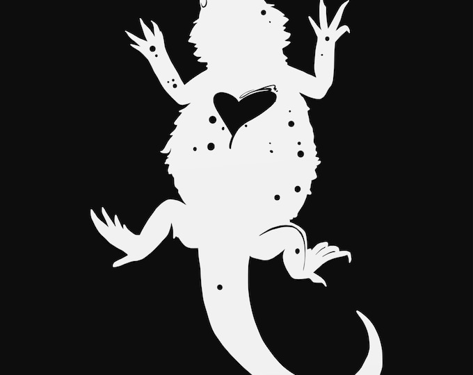 bearded dragon with heart svg cut file, lizard glowforge file, vinyl template, laser cut file, reptile svg, cuttable animal svg, clipart png
