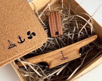 Nautical Gift Set – Personalized Boat Cleat Bottle Opener, Mahogany Boat Deck Keychain & Coasters | Sailing Gift for Boaters