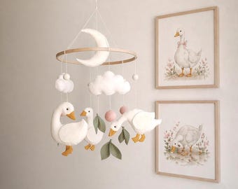 Goose baby nursery mobile - Baby mobile goose- Baby mobile neutral - Goose baby shower -Baby crib - felt gosse