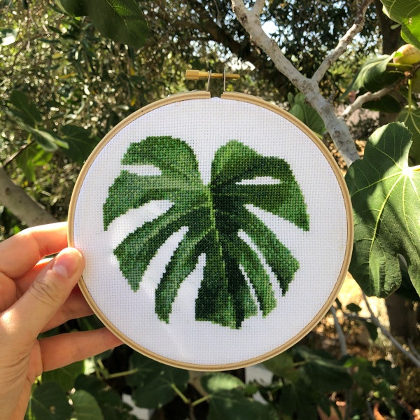 DIY Cross Stitch Kit Beginner Monstera Deliciosa | Embroidery Kit | Crossstitch Pattern | Plant Fibre Art