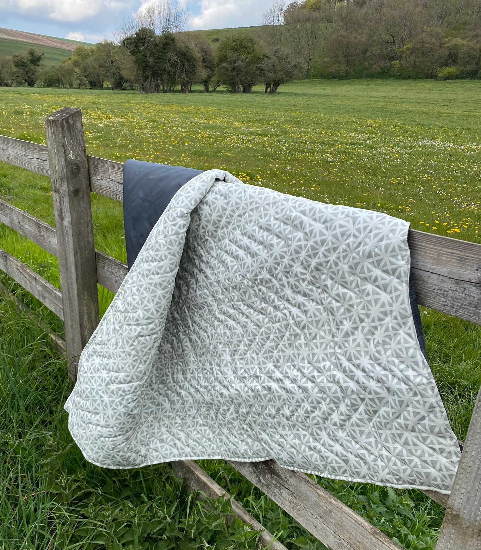 Waterproof Quilted Picnic Blanket / Grey and White 100 Etsy
