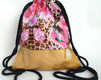 Gym bag, bucket bag, backpack, shoulder bag "crazy"