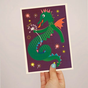 Carte postale Sparkle Dragon // Papier recyclé imprimé avec de l'encre écologique