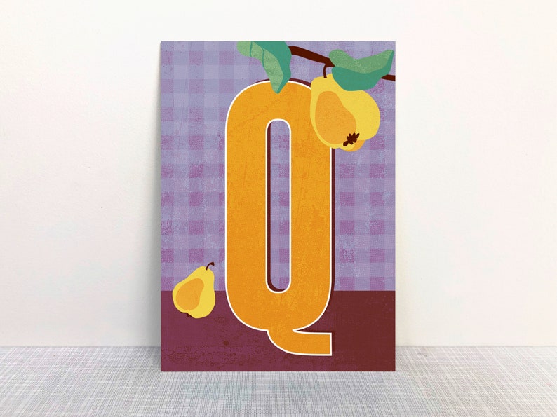 Postkarte Q Buchstaben // Recyclingpapier Ökofarbe Bild 1