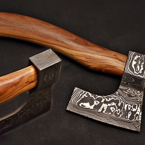 Handmade Tomahawk Damascus steel Axe , Throwing Axe , Hatchet Axe with oil wood handle