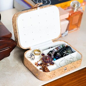 unusual jewelry box, jewelry box, cork, jewelry case, vegan, gifts for mom, gift idea girlfriend image 10