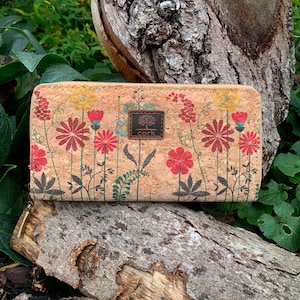 tolle Geldbörse Portemonnaie groß für Damen aus Kork mit Blumenmuster, Geschenke für Frauen, Geschenk für Mama, Geschenkidee Freundin