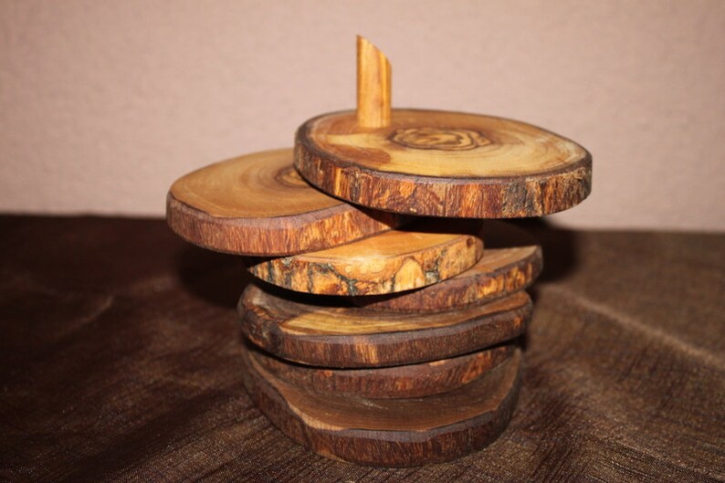 Set of 6 wooden coasters wooden olive & support image 2