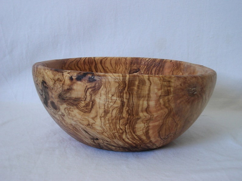 Olive Wood Salad Bowl 27 cm WOOD UNIQUE image 2