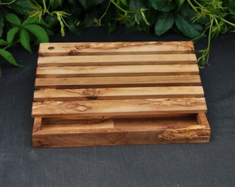 Breadboard wood olive wood cutting board