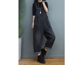 Mode Femme Loose Fitting Salopette minimaliste en denim coton avec poches / Salopette décontractée / Salopette jean / Dungarees décontractées pour femmes