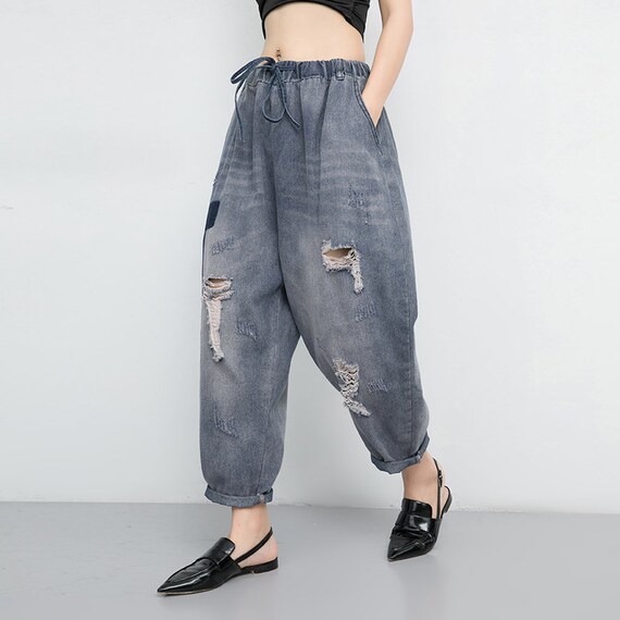 high waisted loose ripped jeans