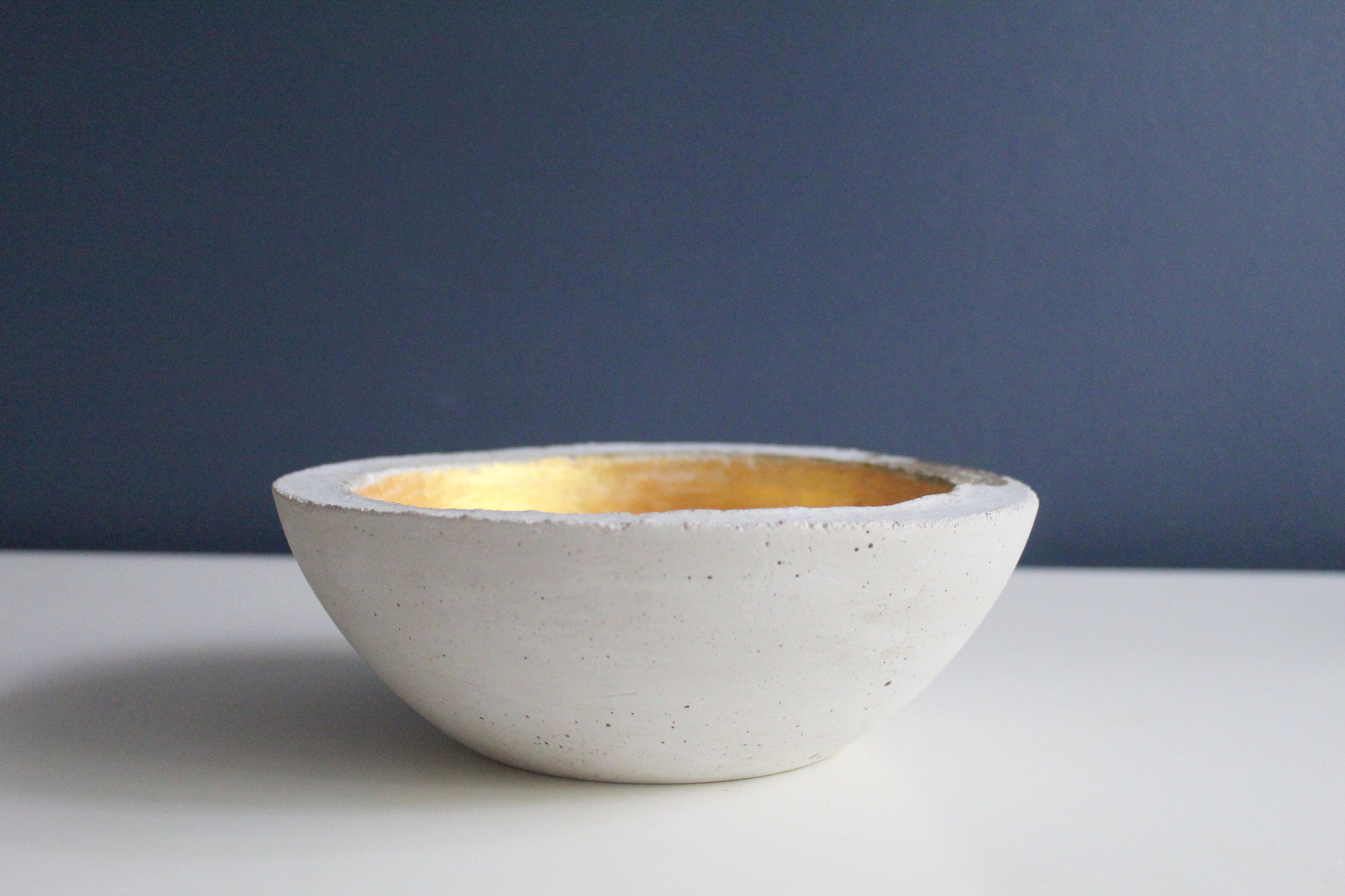 Coupe Béton Gris et Or