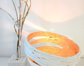 White and gold tealight holder - Let the light pass through series