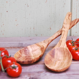 Cooking, serving Spoon in olive wood 32cm