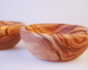 Olive Wood Salad Bowl ** WOOD UNIQUE**