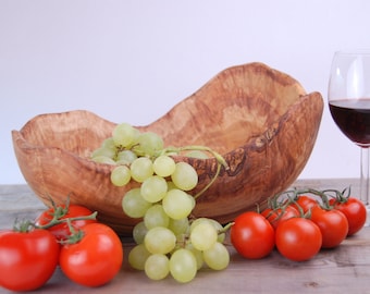 Olive Wood Salad Bowl 35cm ** WOOD UNIQUE**