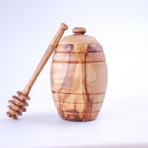 Honey pot inclusive honey dipper olive wood