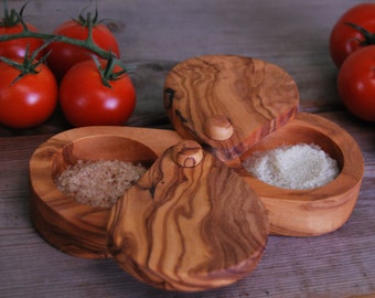 Salt and pepper cans in the set of olive wood / spice tin salt & pepper shaker