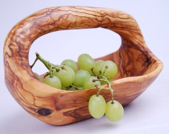 Olive Wood Salad Bowl  ** WOOD UNIQUE**