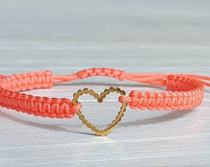 Macrame bracelet heart love bracelet stainless steel handmade large selection of colors. Pendant lucky charm gift friendship bracelet