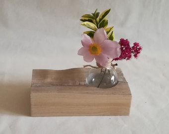 Vase aus Holz und Glas