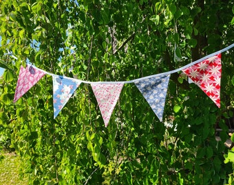 Short pennant chain approx. 1.31 m, beautiful over the door or bed!